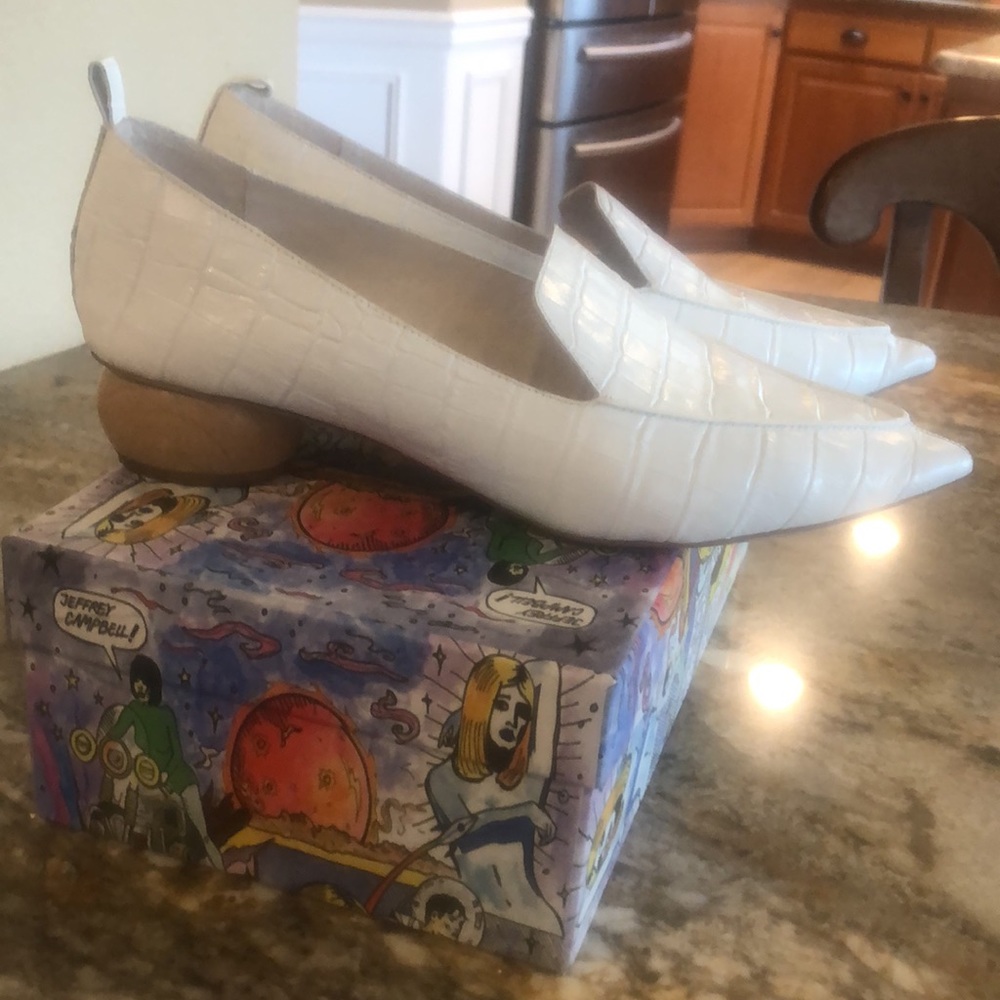 Jeffrey Campbell Viona white croc leather pointed-toe flats 9.5m like NEW - Picture 3 of 7
